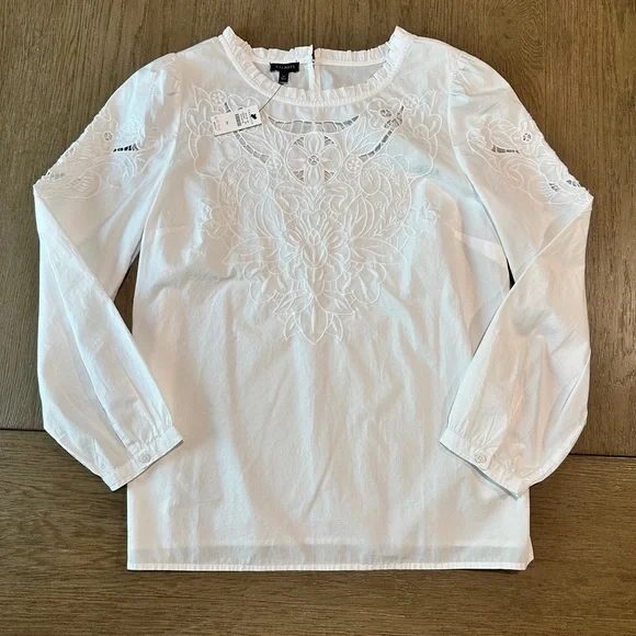 Talbots Eyelet Embroidery 3/4 Sleeve Top Size Medium White NWT! - Picture 2 of 11